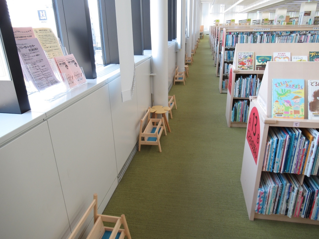 城東図書館子ども向けスペース改装後1
