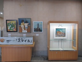 ガラスケース展示