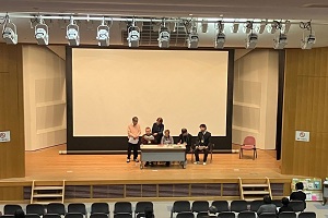 読み方教室の実演の様子