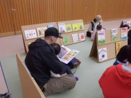 えほんひろば①