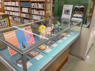 Osaka Shion Wind Orchestra2025年度図書館巡回展示の写真1