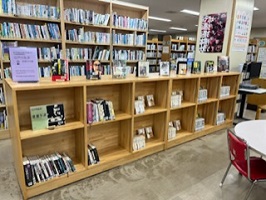 江戸川乱歩没後60年　図書展示風景