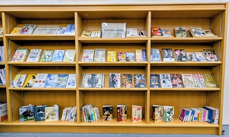 図書展示「大阪を舞台にした小説」展画像