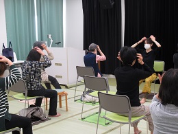 読書前のヨガタイム写真3