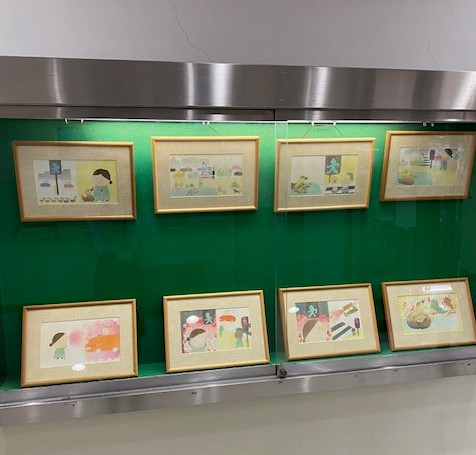 縦型ケース展示の様子