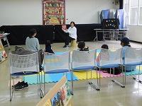 春のえほんひろばとおはなし会写真