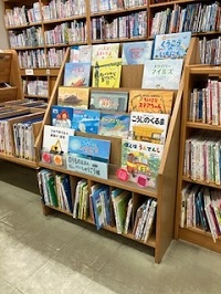 のりものえほんだいしゅうごう展の写真