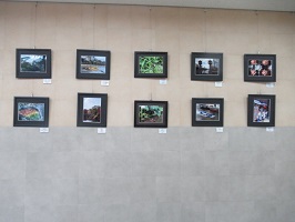 展示の写真奥側