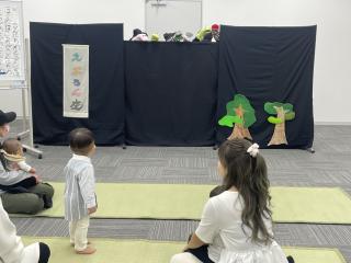 大阪市立港図書館「幼児向けおたのしみ会」の様子写真