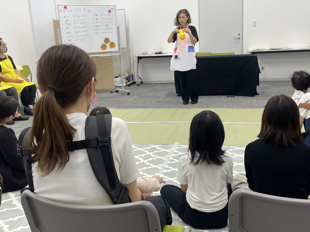 大阪市立港図書館「秋のこども会」の様子写真