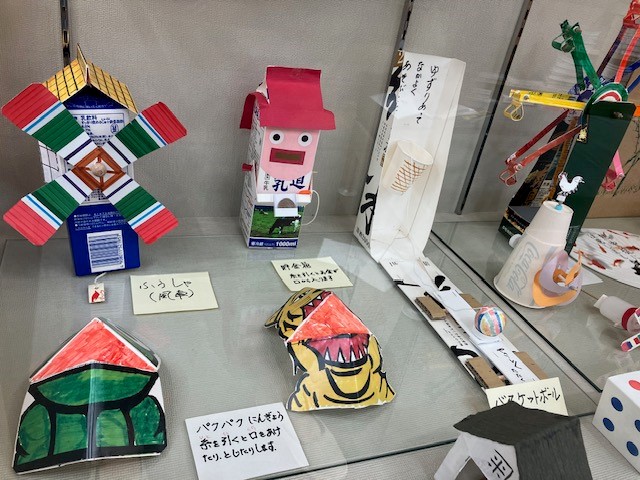貯金箱など