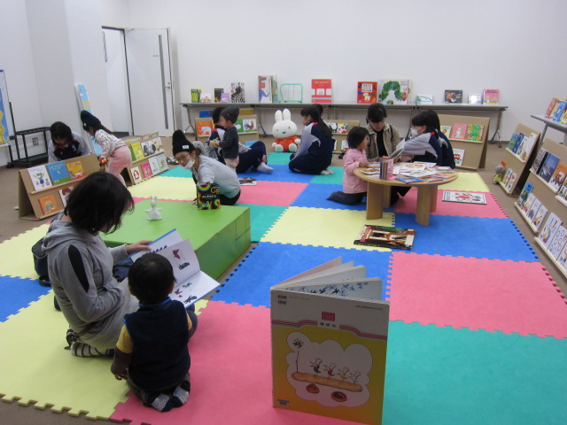 絵本展4 絵本展4