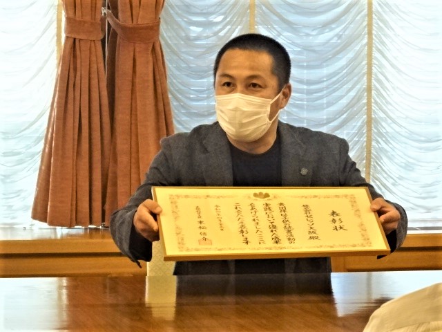 森島寛晃代表取締役社長写真