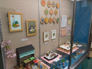 ケース展示の全景