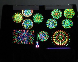 ブラックパネル花火の作品