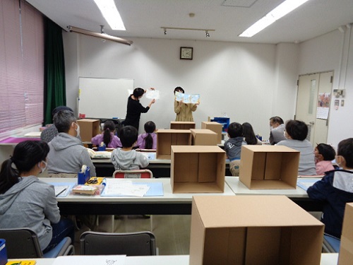 ひとはことしょかん講座の様子