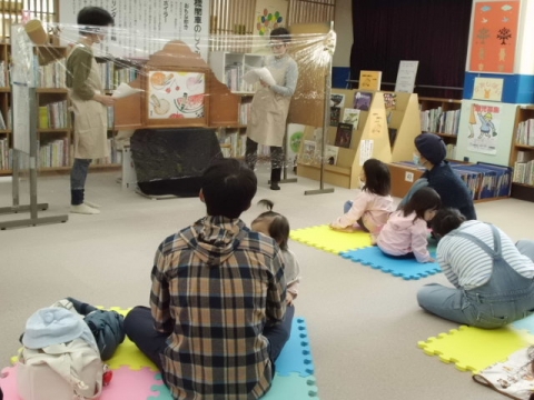 このはなとしょかんあきのこどもかい
