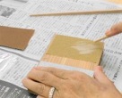 お箸を削っているところ