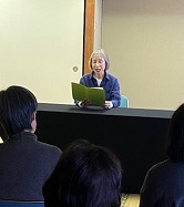 朗読の様子