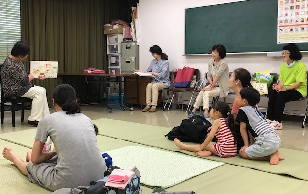 写真（おはなしグーチョキパー）.jpg