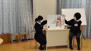 大型絵本読み聞かせ