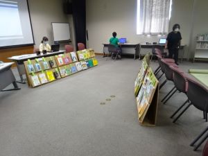 ユニバーサル資料の展示