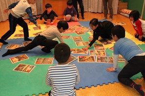 浪花百景カルタ大会の様子