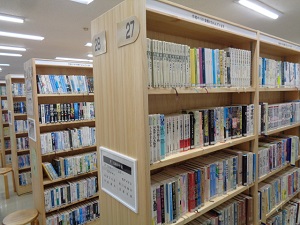 本棚の画像1