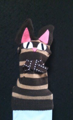 猫の人形「かくれんぼねこくん」