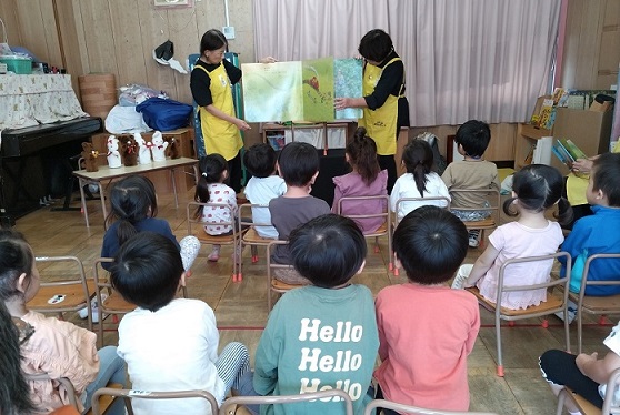 絵本の会福島.jpg