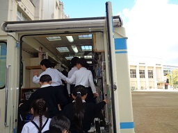 車内見学2