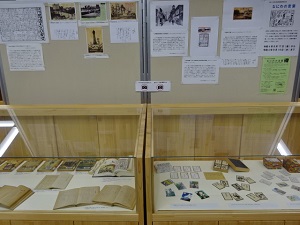 ケース展示「なにわの言葉」の展示の様子
