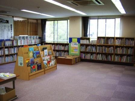 此花図書館館内