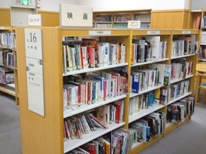 映画の本の本棚