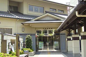 平野図書館外観