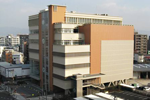 東成図書館外観